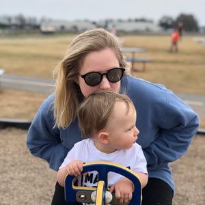 Meet your Posher, Carlie